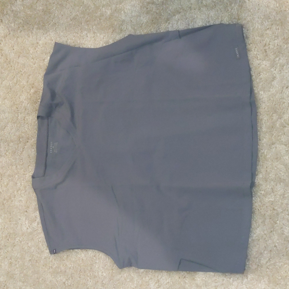 Jaanuu scrub top